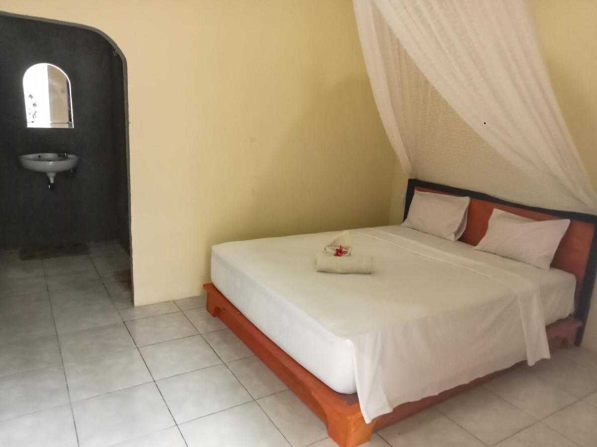 Tangkoko Ranger Homestay Bitung Buitenkant foto