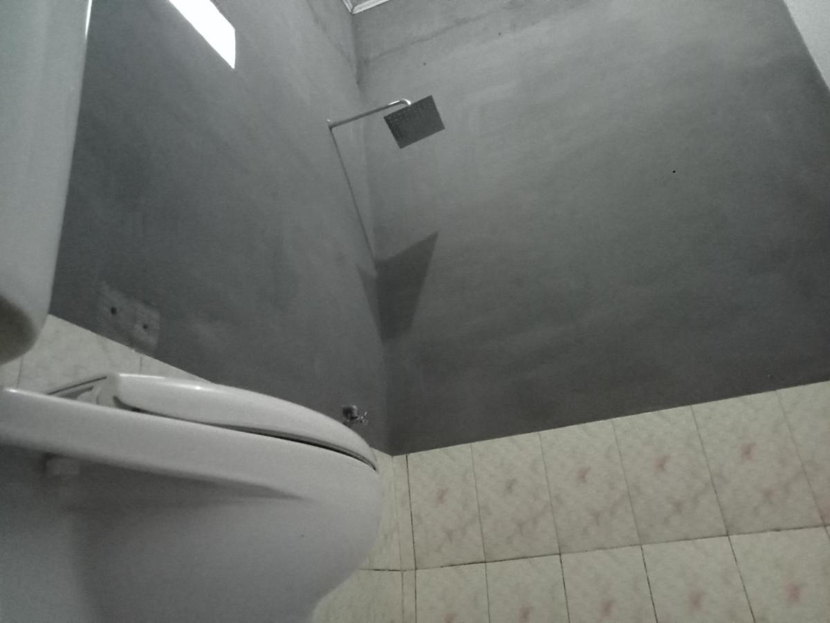 Tangkoko Ranger Homestay Bitung Buitenkant foto